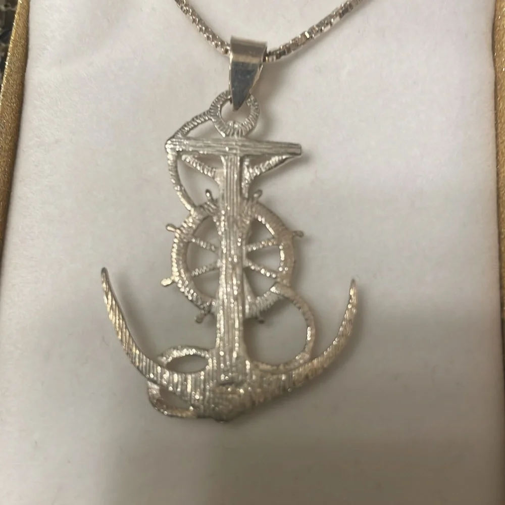 Sterling Silver Mariner’s Jesus Christ Crucifix. Retail 268.00 NWT - Picture 5 of 7